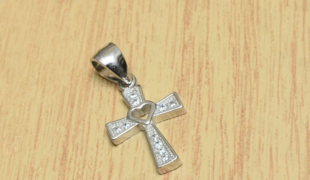 Mini Heart Silver Cross Pendant - Auriann